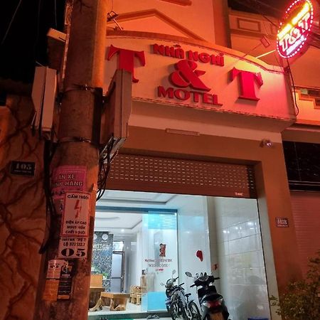ホテル Nha Nghi T&T ドン・ヴァン エクステリア 写真