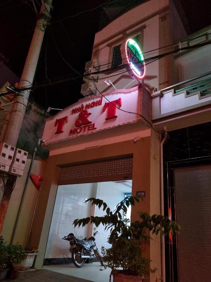 ホテル Nha Nghi T&T ドン・ヴァン エクステリア 写真